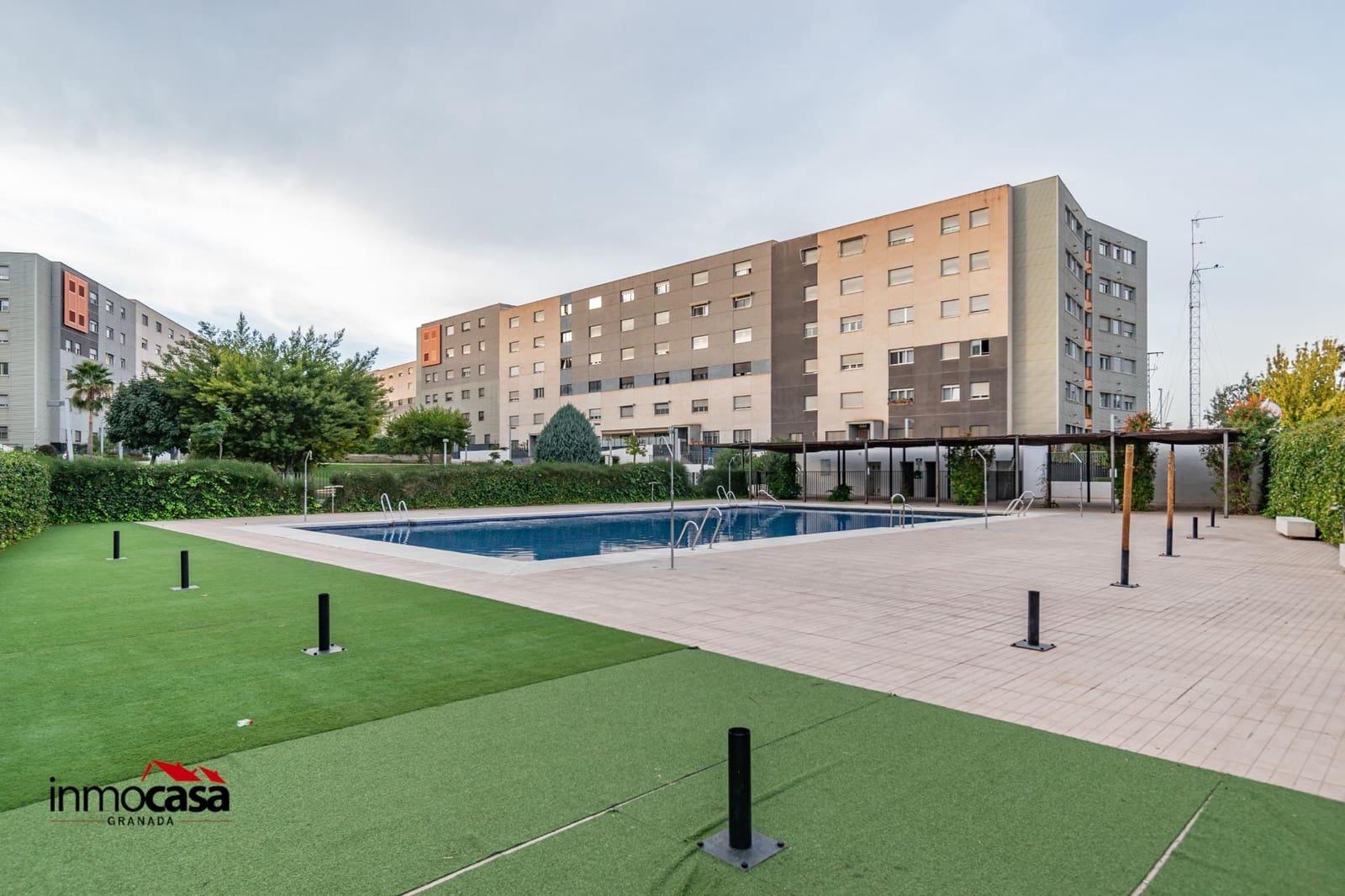 Piso de 3 habitaciones en Alhendín en venta con piscina garaje - 209.900 € (Ref: 9301191)