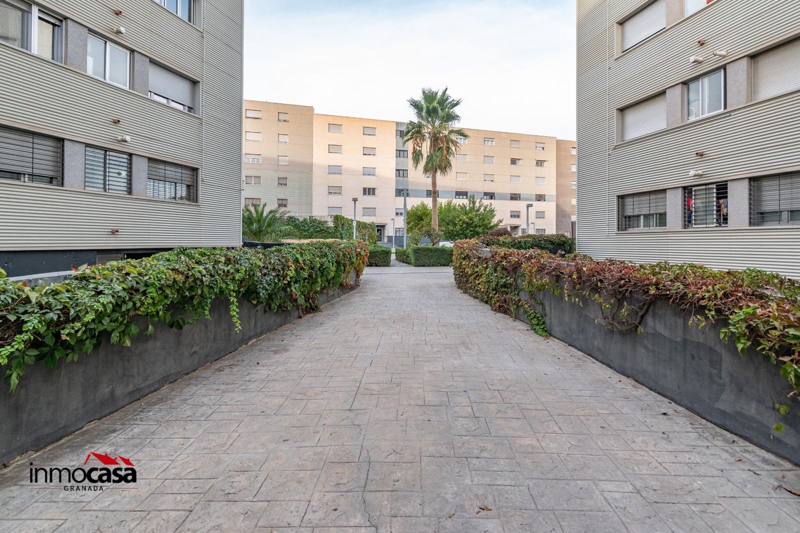 Piso de 3 habitaciones en Alhendín en venta con piscina garaje - 209.900 € (Ref: 9301191)