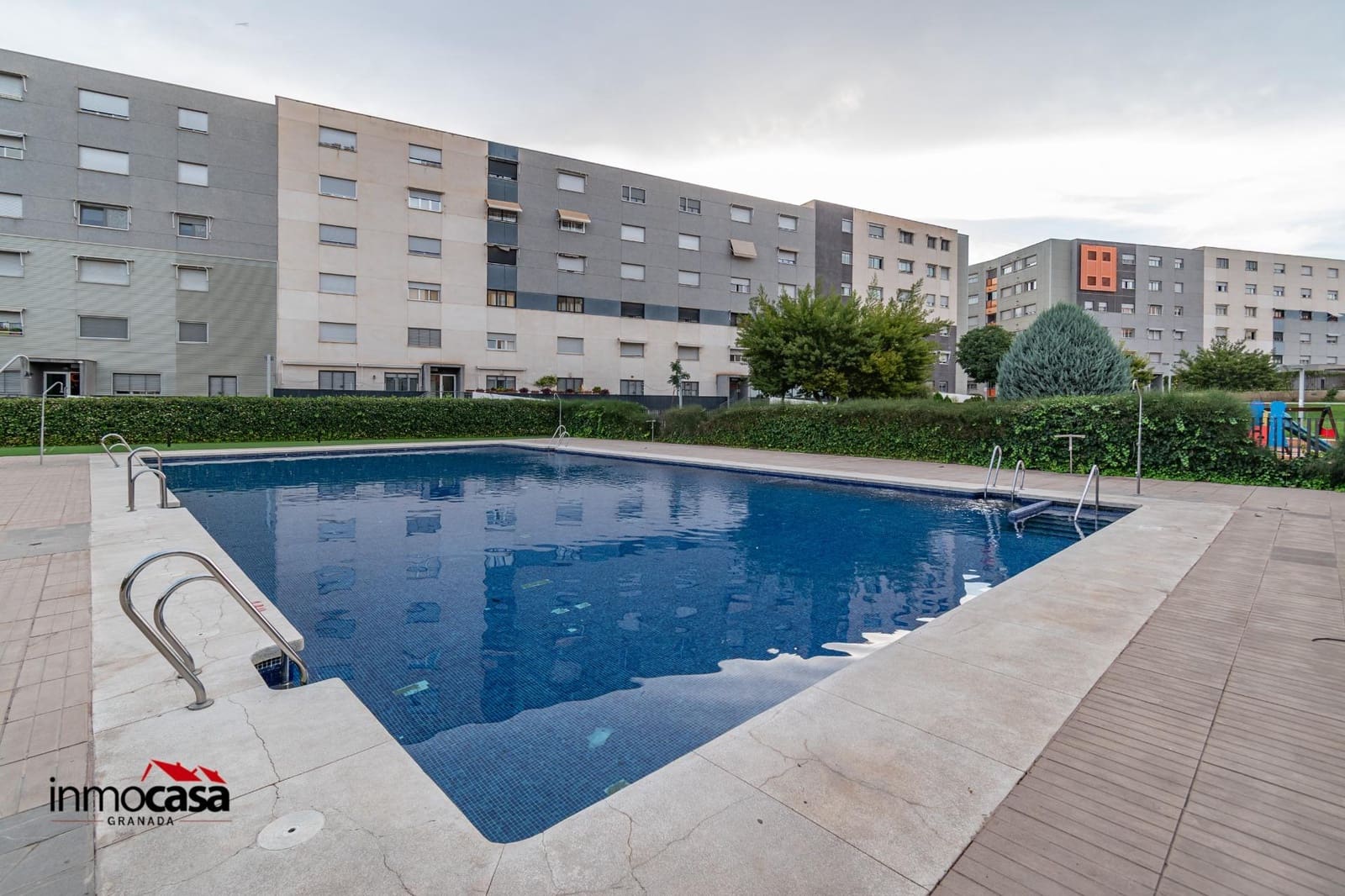 Piso de 3 habitaciones en Alhendín en venta con piscina garaje - 209.900 € (Ref: 9301191)