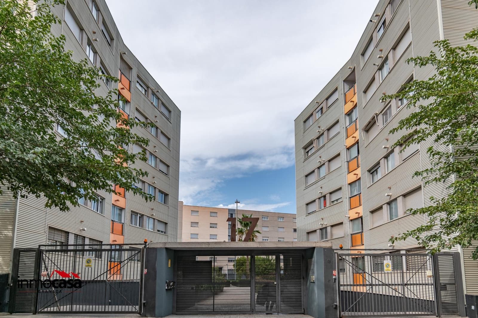 Piso de 3 habitaciones en Alhendín en venta con piscina garaje - 209.900 € (Ref: 9301191)