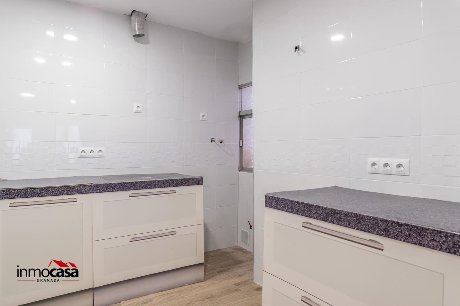 2 soveværelse Lejlighed til salg i Granada by - € 149.990 (Ref: 9322025)