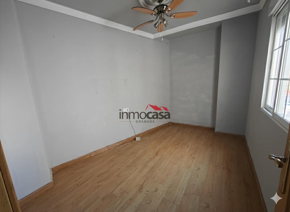 3 soverom Leilighet til salgs i La Zubia - € 145 000 (Ref: 9322026)