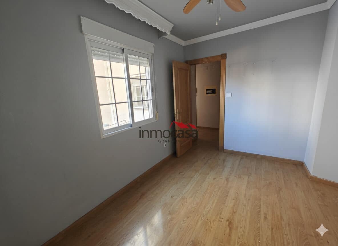 3 soverom Leilighet til salgs i La Zubia - € 145 000 (Ref: 9322026)