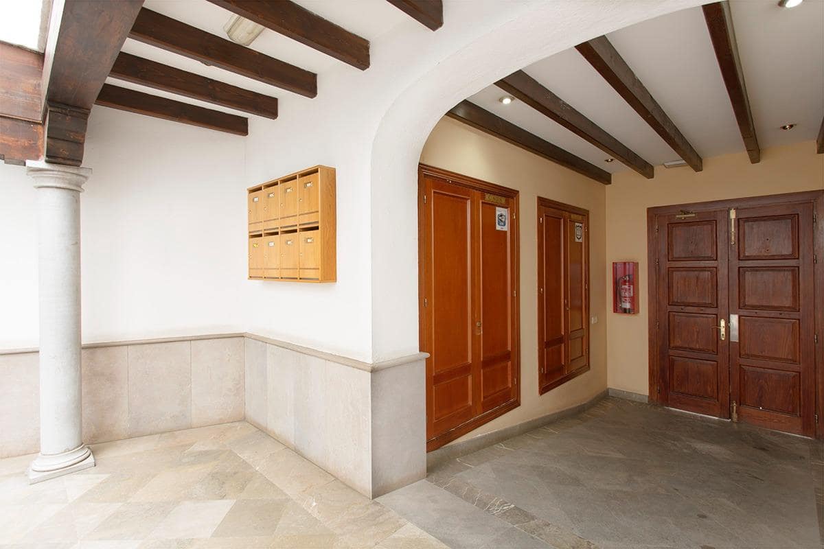 Leilighet til leie i Granada by - € 920 (Ref: 9326604)