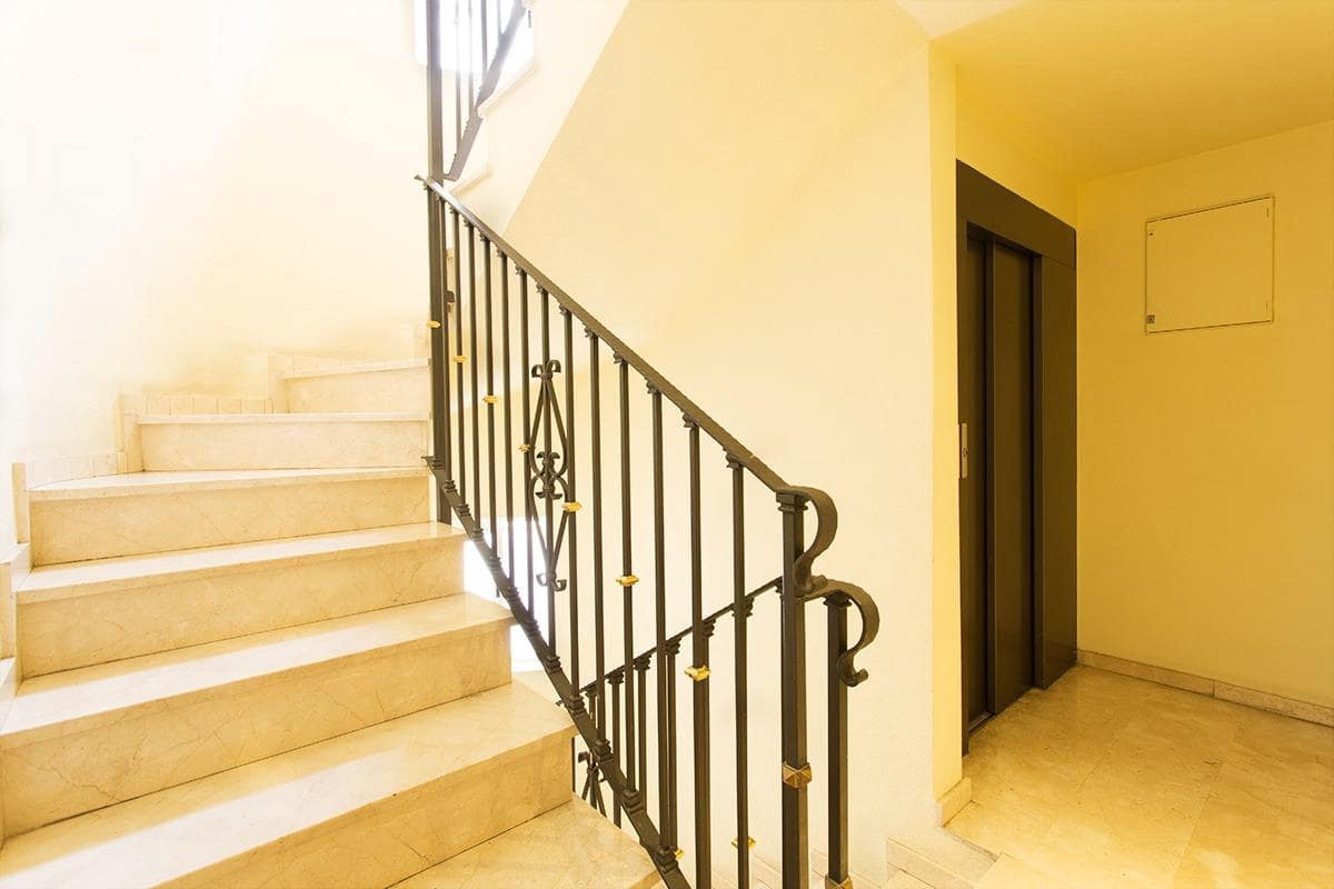 Leilighet til leie i Granada by - € 920 (Ref: 9326604)