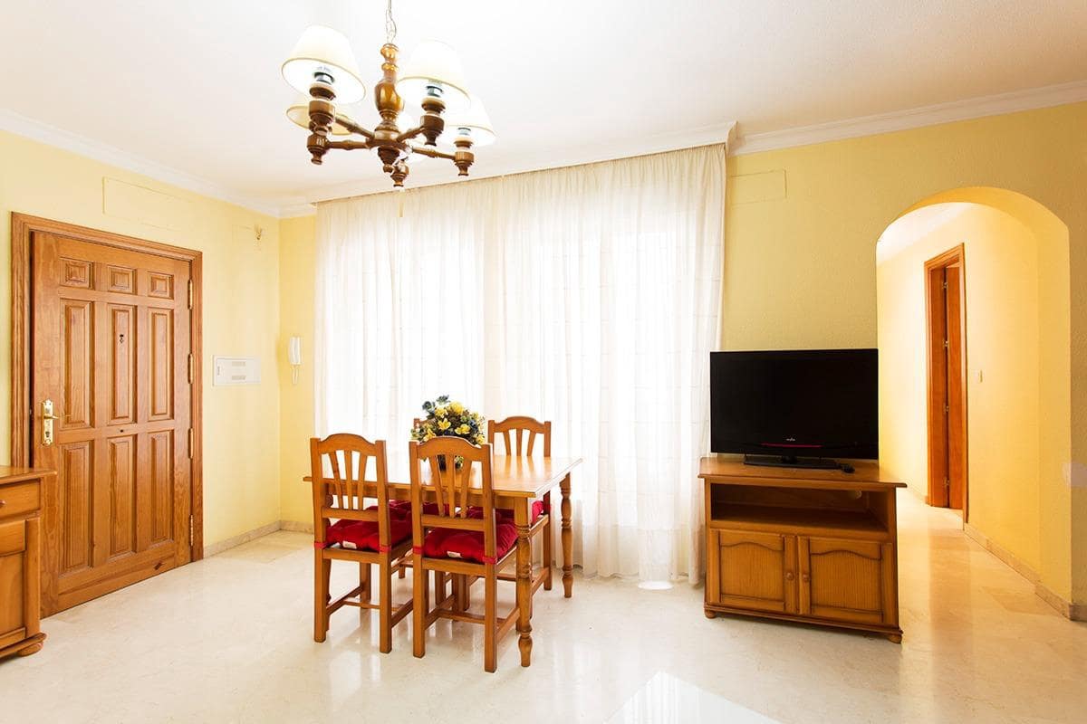 Leilighet til leie i Granada by - € 920 (Ref: 9326604)