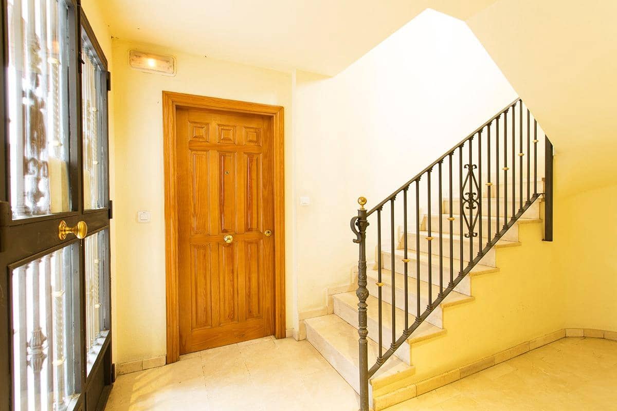 Leilighet til leie i Granada by - € 920 (Ref: 9326604)