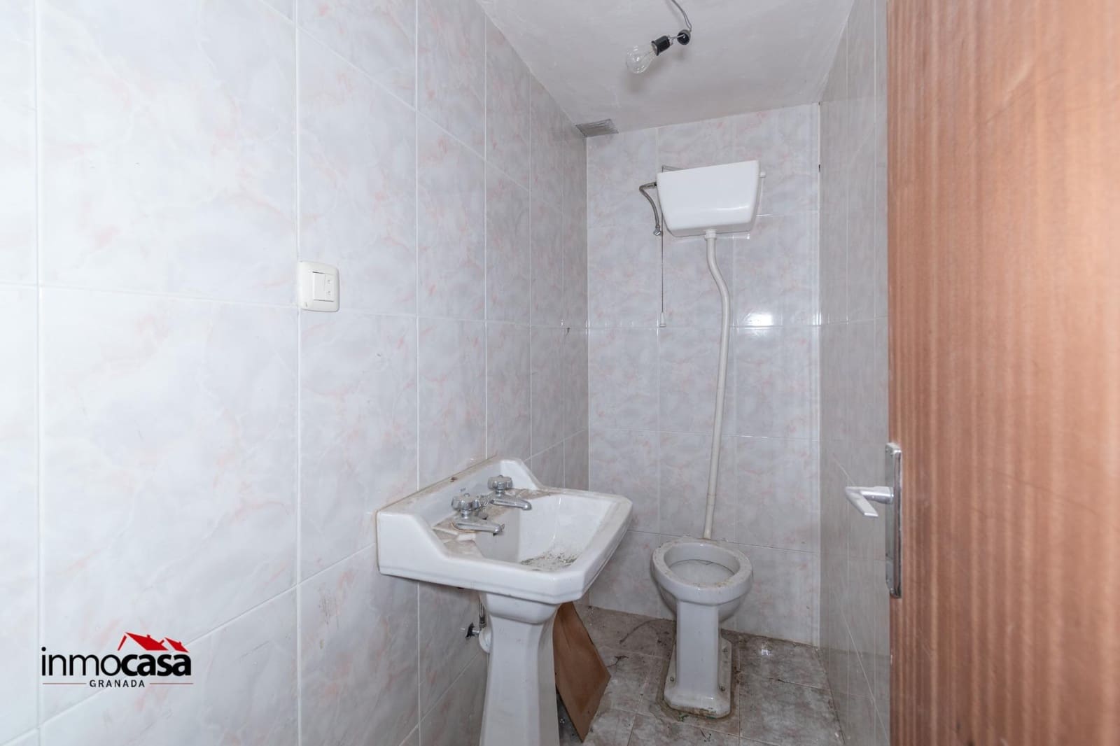 Commercieel te koop in Guadix - € 115.000 (Ref: 9326605)