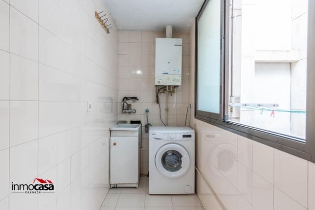 3 bedroom Flat for sale in Granada city - € 183,000 (Ref: 9326606)