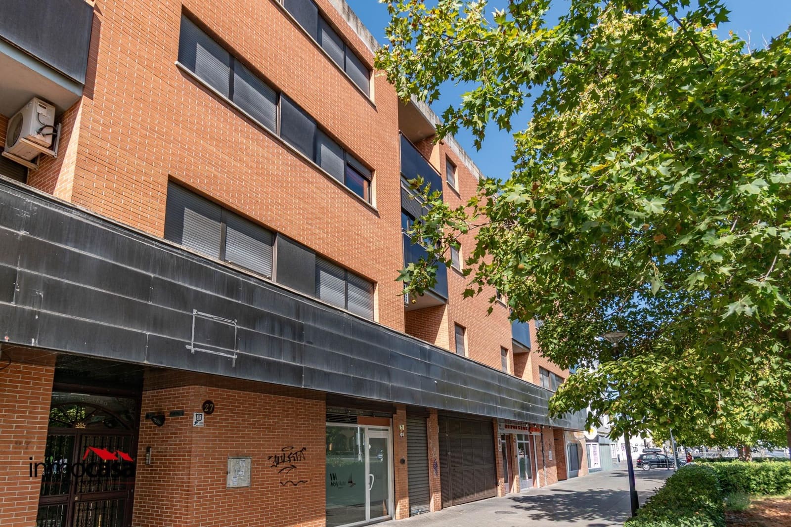 3 bedroom Flat for sale in Granada city - € 183,000 (Ref: 9326606)