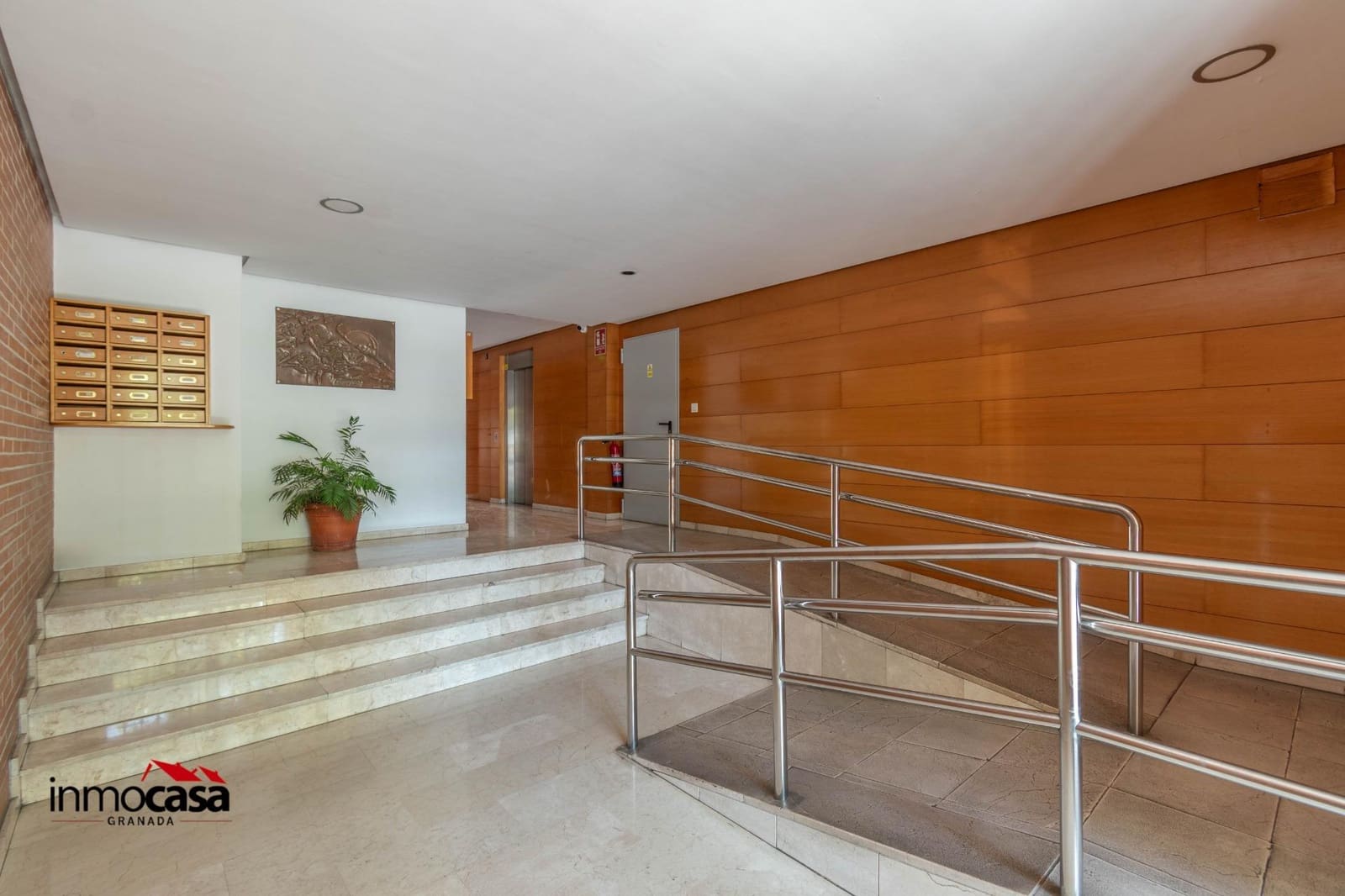 3 bedroom Flat for sale in Granada city - € 183,000 (Ref: 9326606)