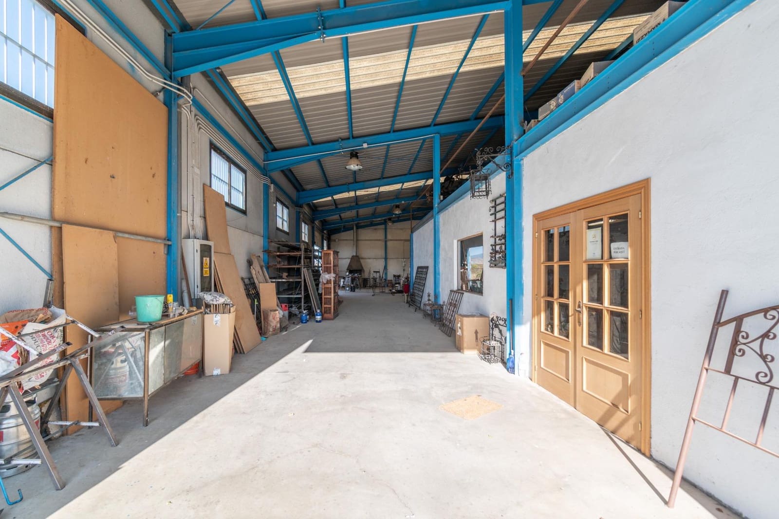 Bedrift til salgs i Albunan - € 350 000 (Ref: 9326608)