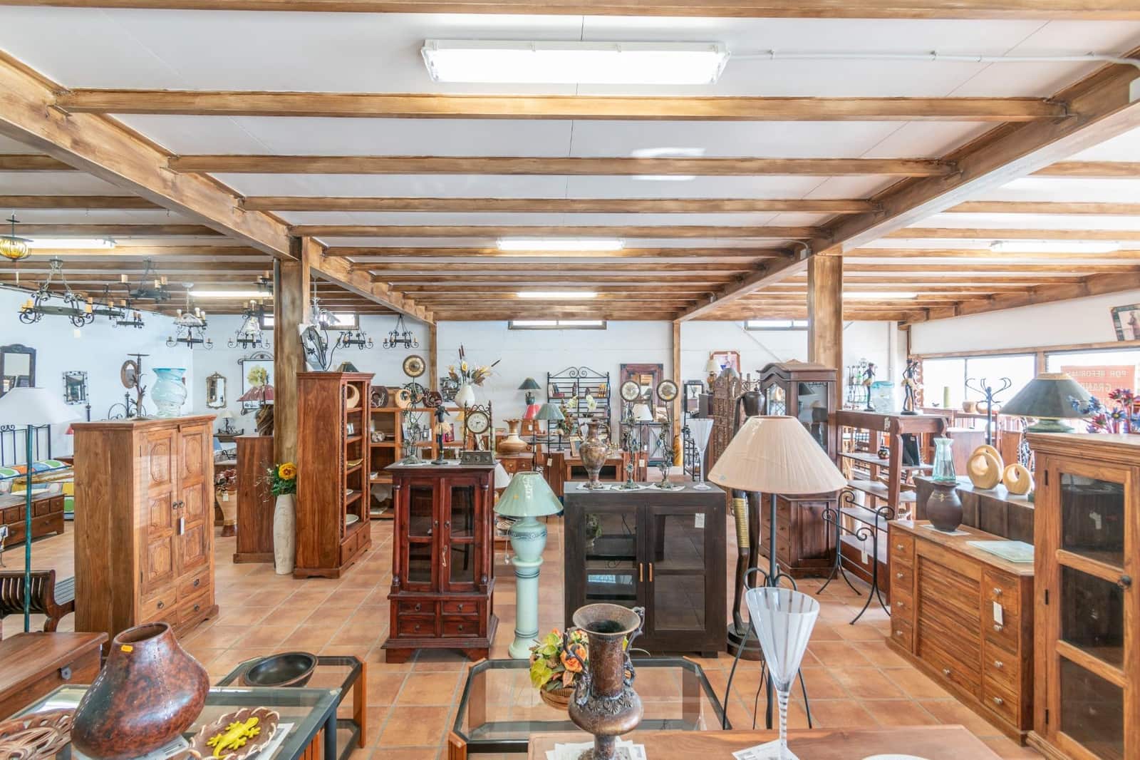 Bedrift til salgs i Albunan - € 350 000 (Ref: 9326608)