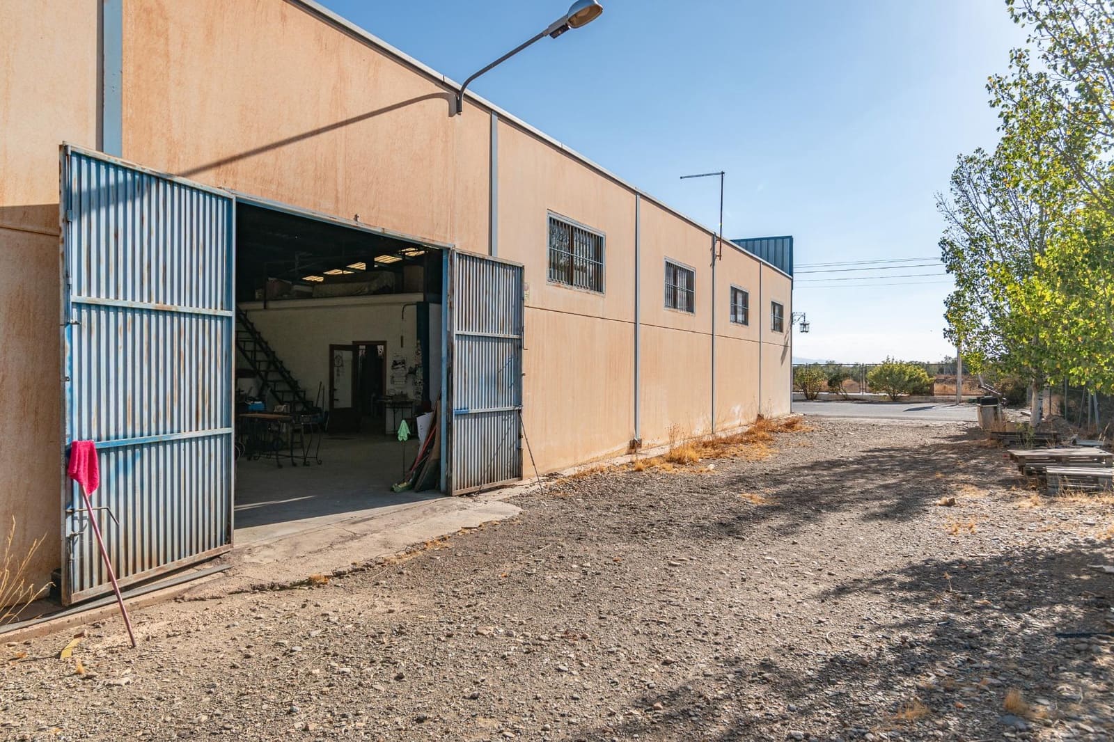 Bedrift til salgs i Albunan - € 350 000 (Ref: 9326608)