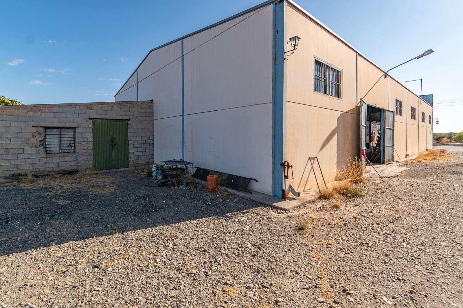 Bedrift til salgs i Albunan - € 350 000 (Ref: 9326608)