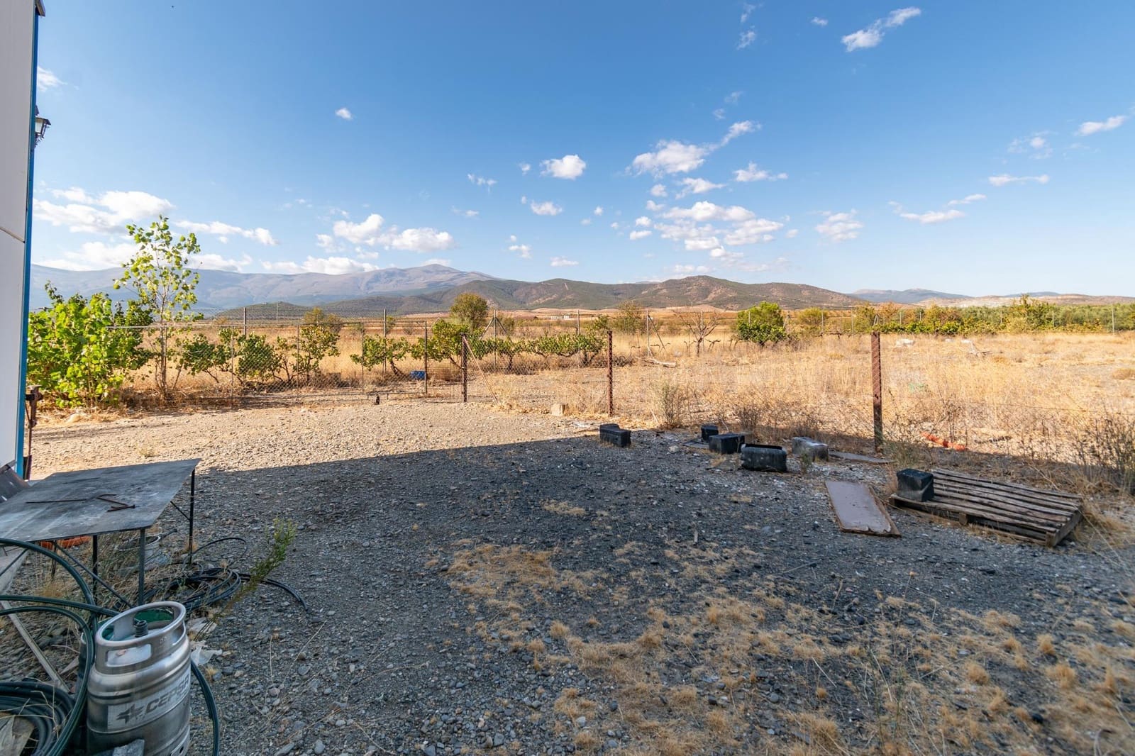 Bedrift til salgs i Albunan - € 350 000 (Ref: 9326608)