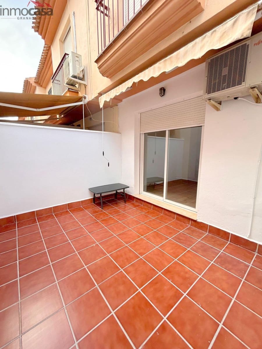 3 bedroom Terraced Villa for rent in Armilla with garage - € 800 (Ref: 9335144)