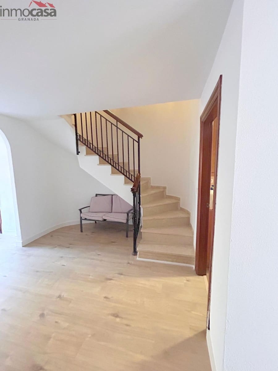 3 bedroom Terraced Villa for rent in Armilla with garage - € 800 (Ref: 9335144)