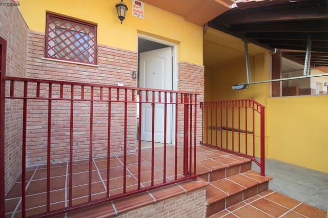 3 Zimmer Reihenhaus zu vermieten in Armilla mit Garage - 800 € (Ref: 9335144)