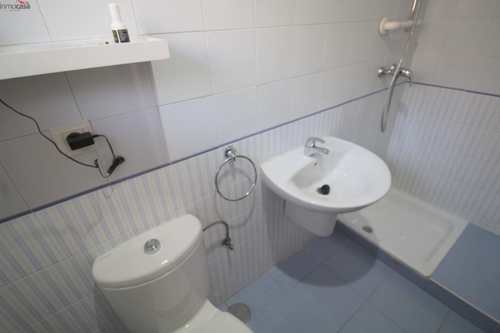 3 bedroom Terraced Villa for rent in Armilla with garage - € 800 (Ref: 9335144)