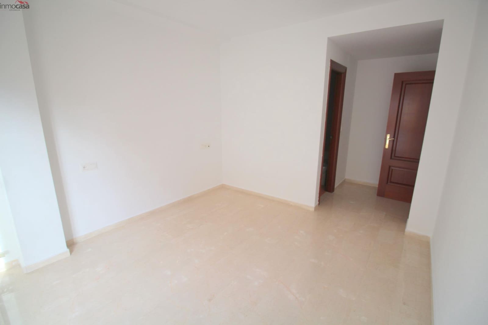 3 bedroom Terraced Villa for rent in Armilla with garage - € 800 (Ref: 9335144)