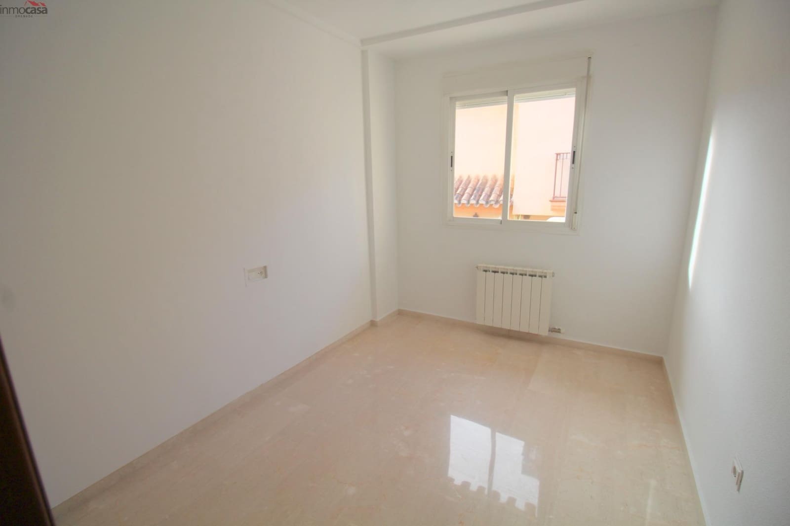 3 bedroom Terraced Villa for rent in Armilla with garage - € 800 (Ref: 9335144)