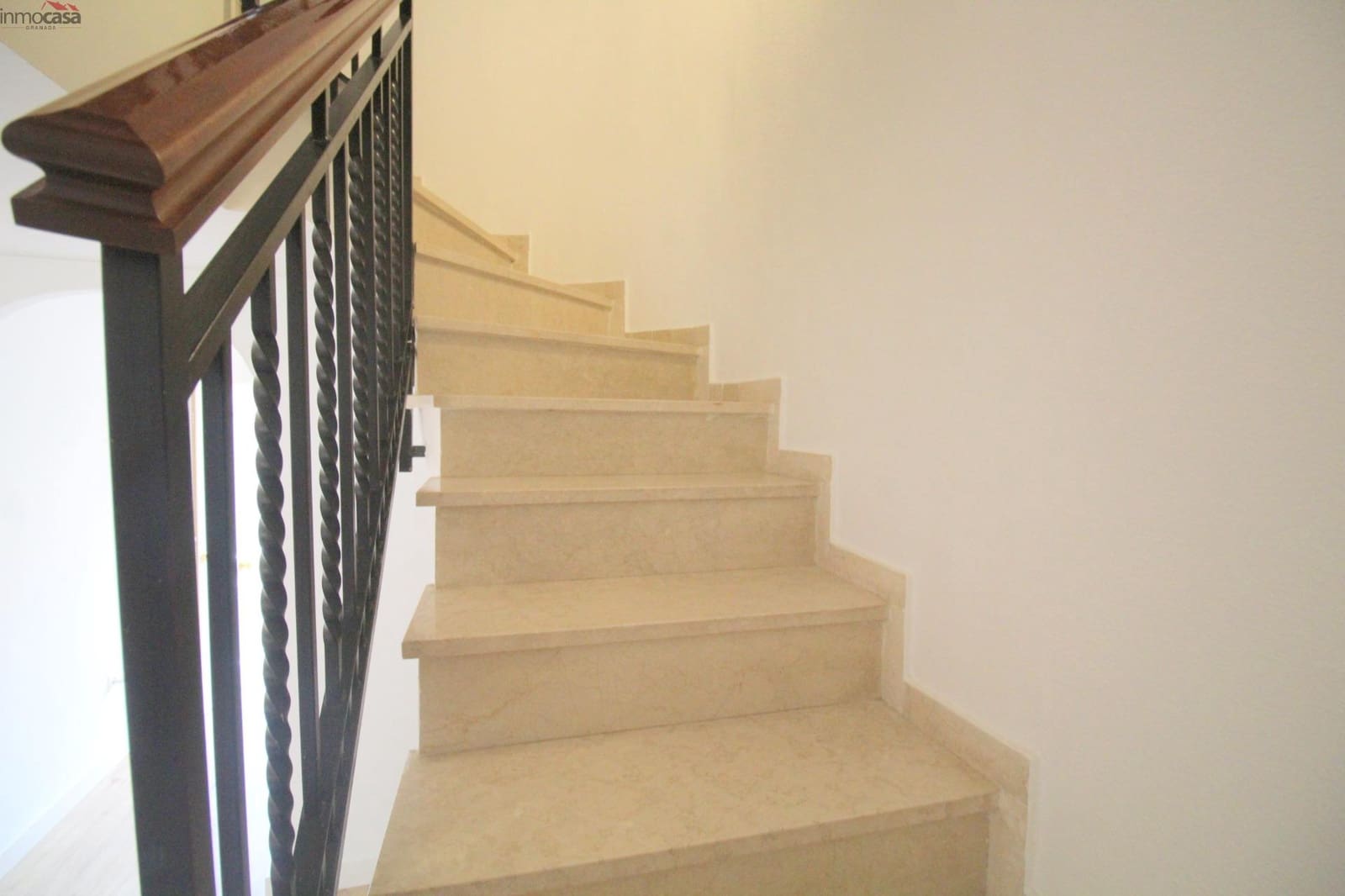 3 bedroom Terraced Villa for rent in Armilla with garage - € 800 (Ref: 9335144)