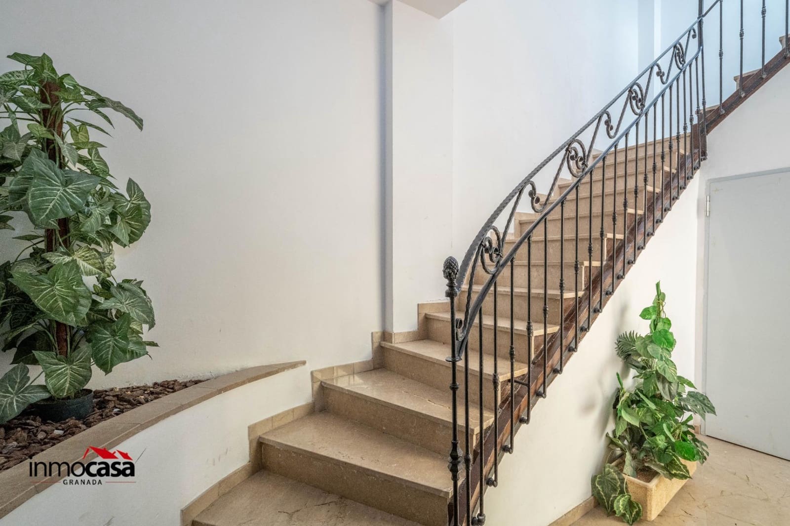 2 slaapkamer Flat te koop in Granada stad - € 170.000 (Ref: 9338438)