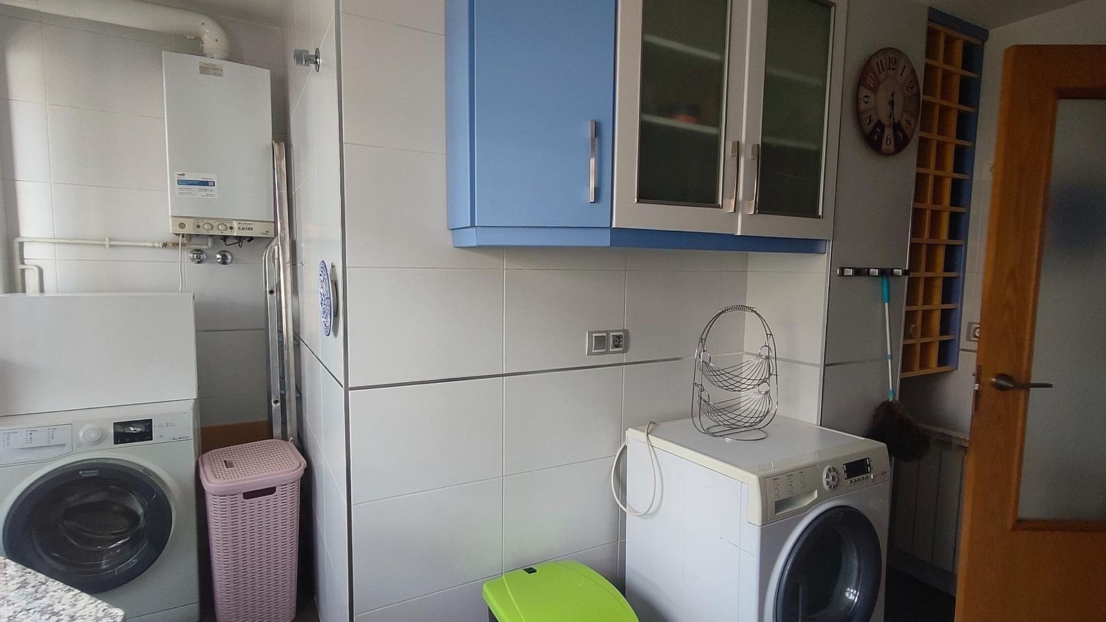 2 bedroom Flat for rent in Churriana de la Vega with garage - € 800 (Ref: 9338440)