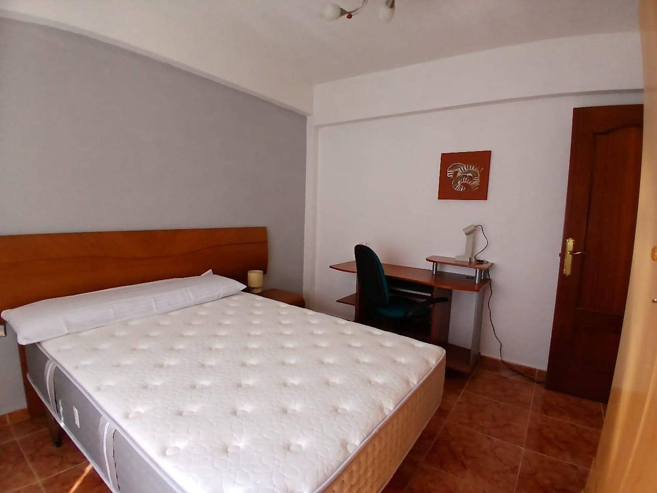 3 sypialnia Mieszkanie do wynajęcia w Miasto Grenada - 900 € (Ref: 9353750)