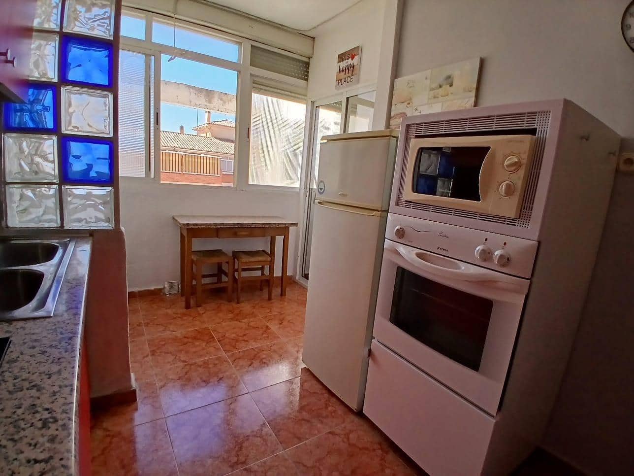 3 sypialnia Mieszkanie do wynajęcia w Miasto Grenada - 900 € (Ref: 9353750)