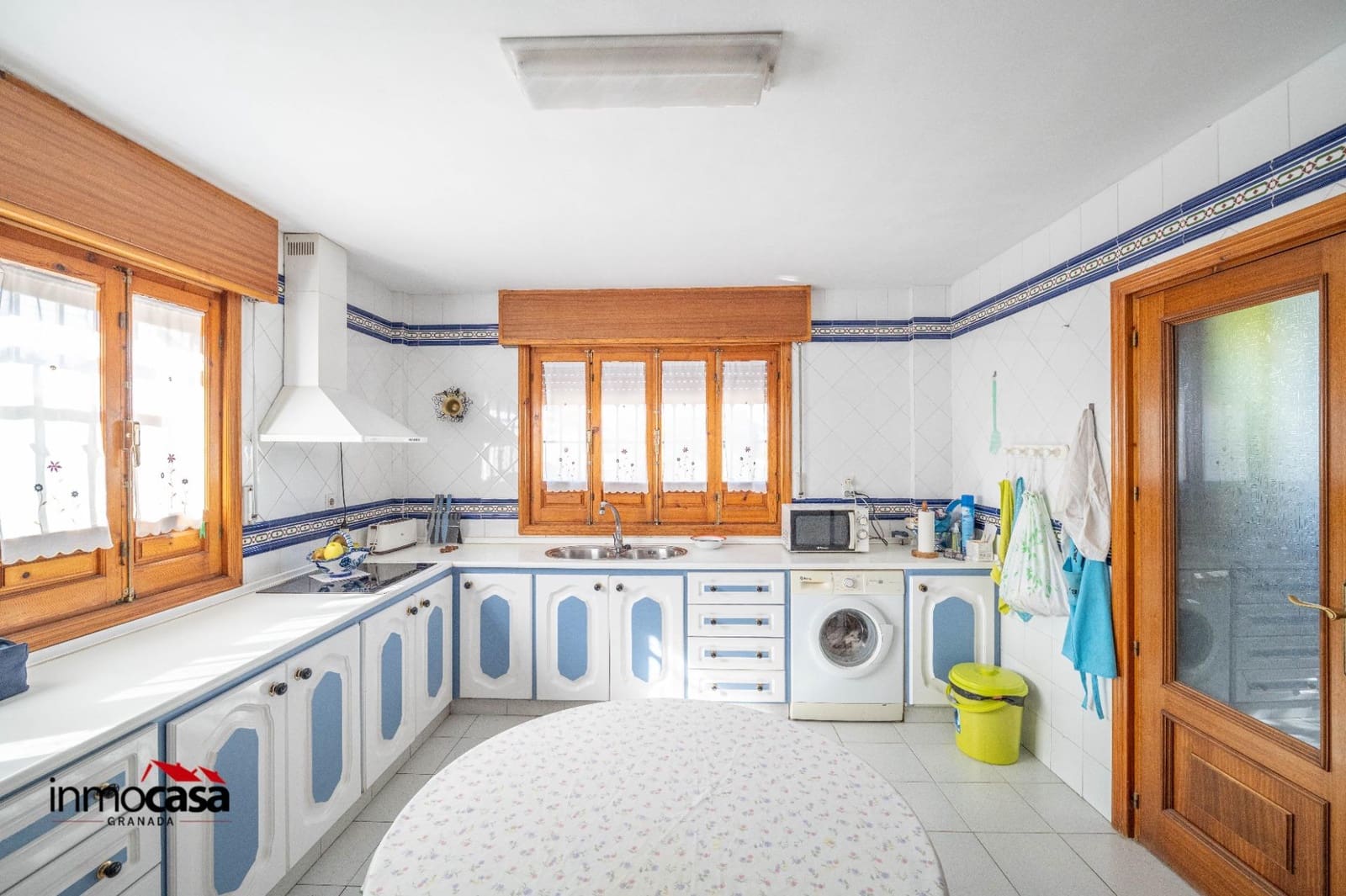 4 soveværelse Villa til salg i Ogijares med swimmingpool garage - € 395.000 (Ref: 9379222)