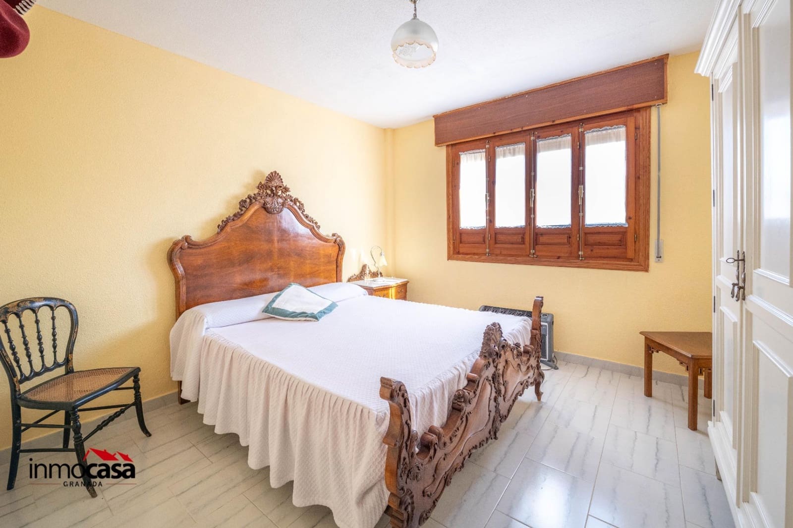 4 quarto Moradia para venda em Ogijares com piscina garagem - 349 000 € (Ref: 9379222)