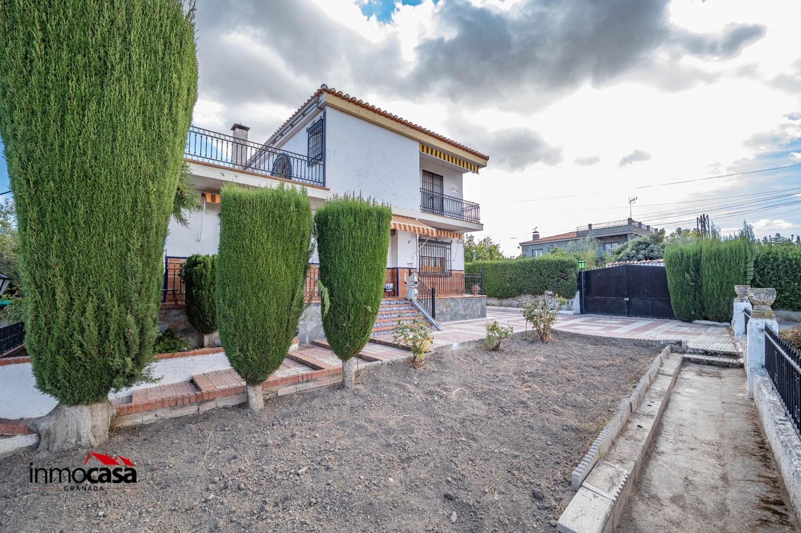 4 quarto Moradia para venda em Ogijares com piscina garagem - 349 000 € (Ref: 9379222)