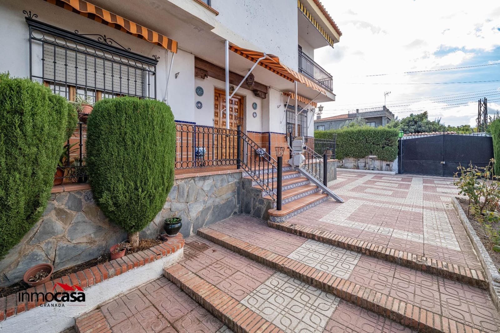 4 quarto Moradia para venda em Ogijares com piscina garagem - 349 000 € (Ref: 9379222)