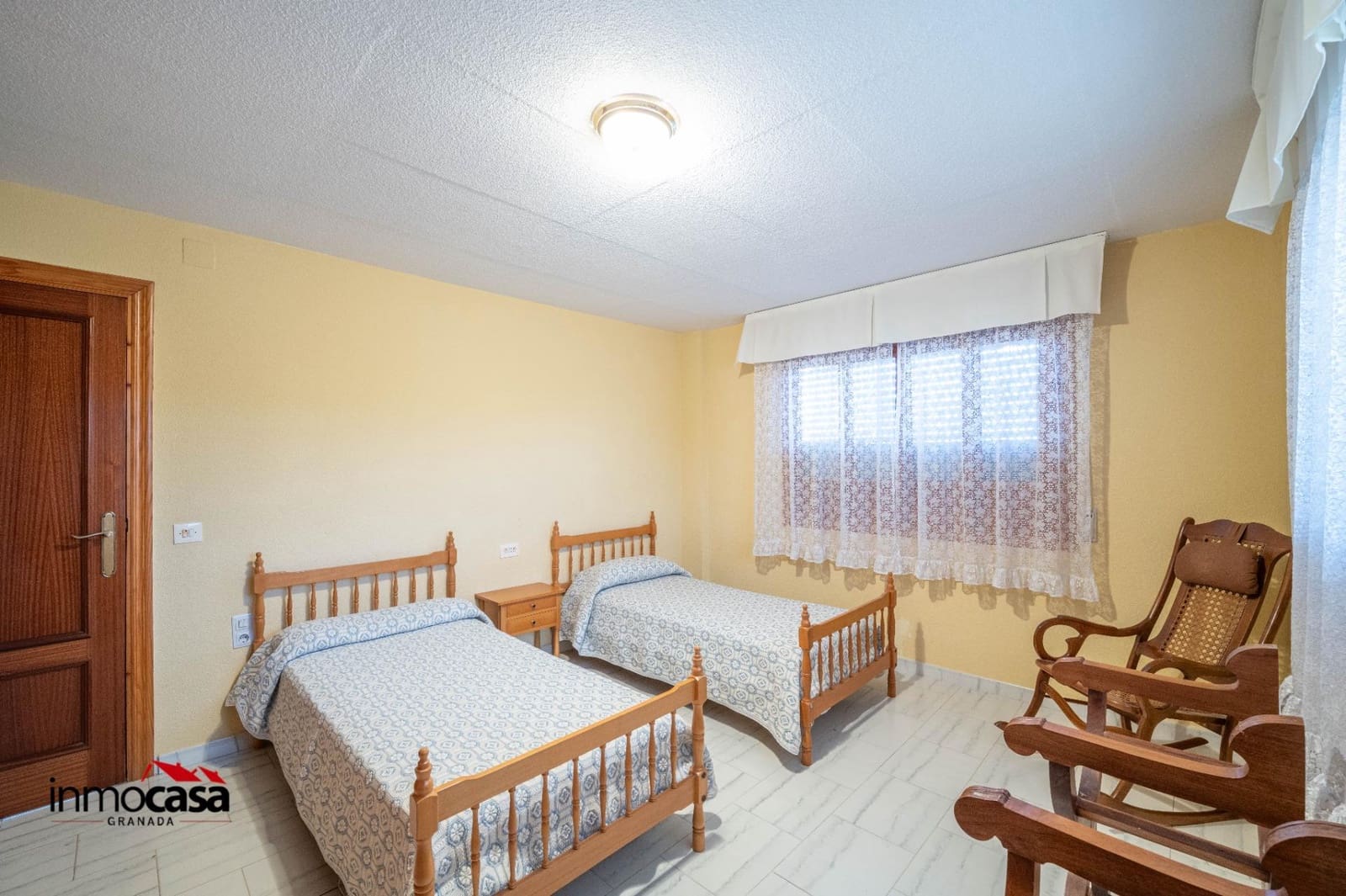 4 quarto Moradia para venda em Ogijares com piscina garagem - 349 000 € (Ref: 9379222)