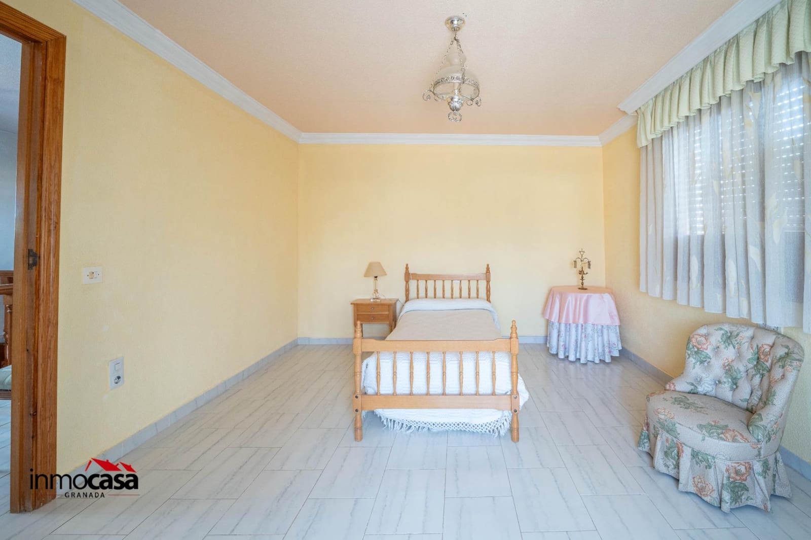 4 quarto Moradia para venda em Ogijares com piscina garagem - 349 000 € (Ref: 9379222)