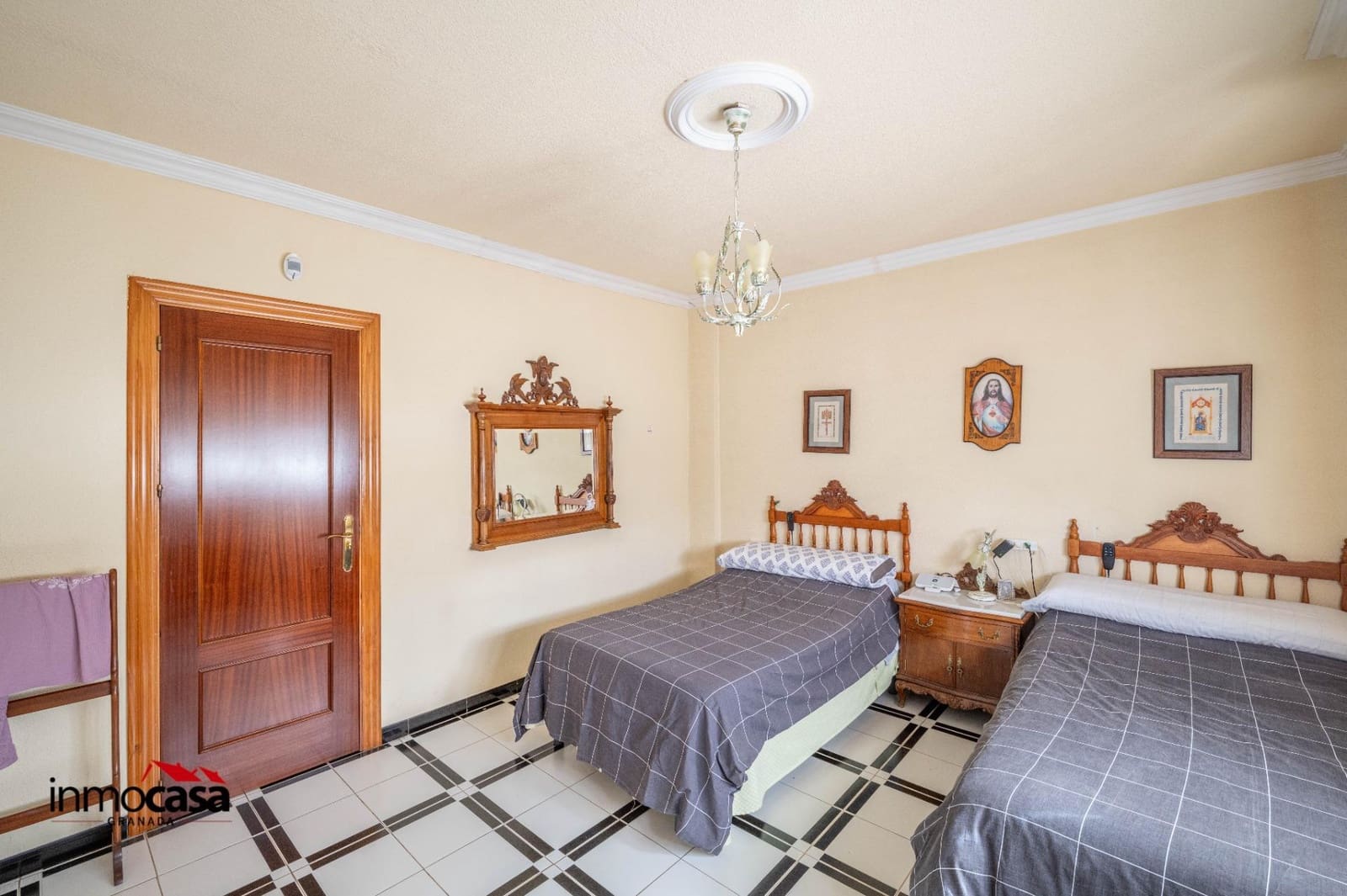 4 quarto Moradia para venda em Ogijares com piscina garagem - 349 000 € (Ref: 9379222)