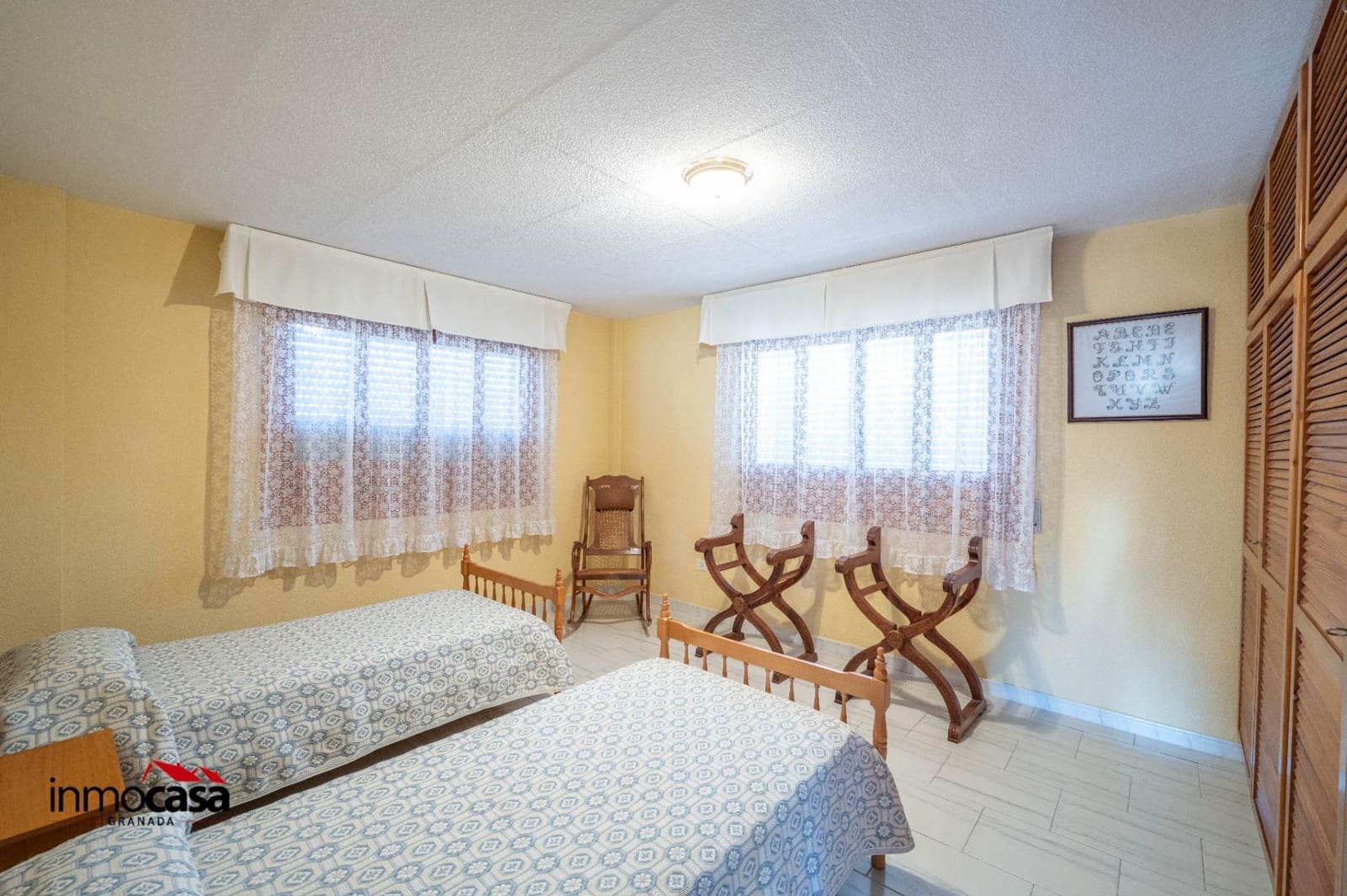 4 quarto Moradia para venda em Ogijares com piscina garagem - 349 000 € (Ref: 9379222)