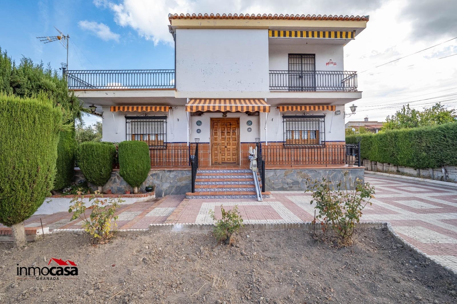 4 quarto Moradia para venda em Ogijares com piscina garagem - 349 000 € (Ref: 9379222)