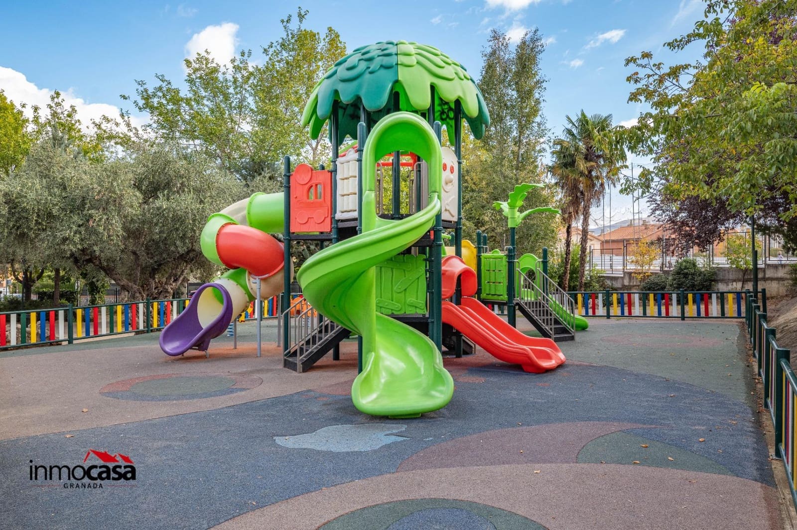 4 quarto Moradia para venda em Ogijares com piscina garagem - 349 000 € (Ref: 9379222)