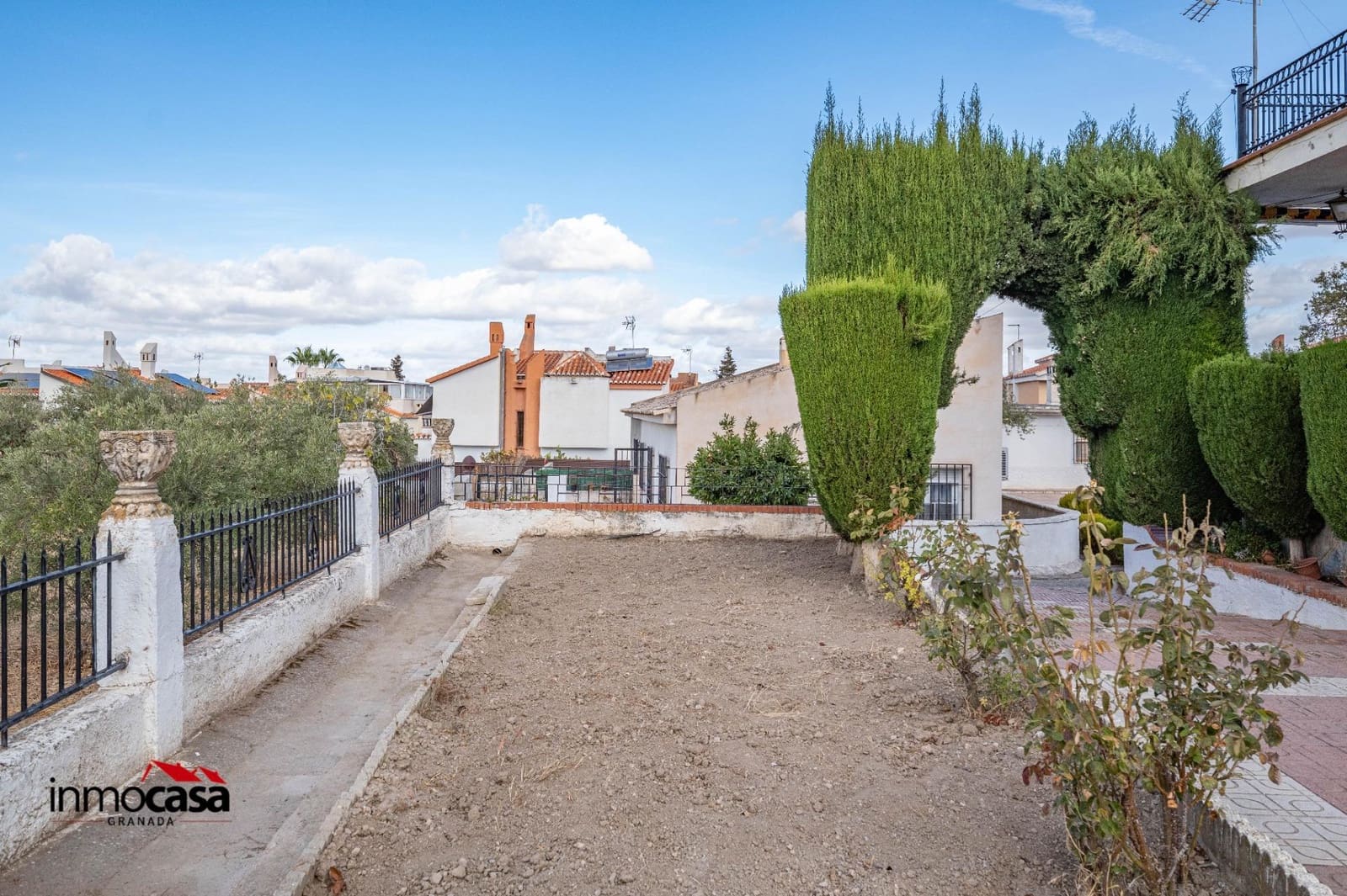 4 quarto Moradia para venda em Ogijares com piscina garagem - 349 000 € (Ref: 9379222)