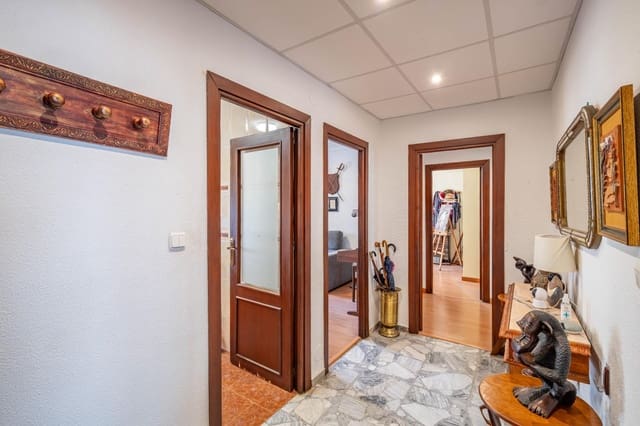 4 soverom Leilighet til salgs i Motril med garasje - € 250 000 (Ref: 9379223)