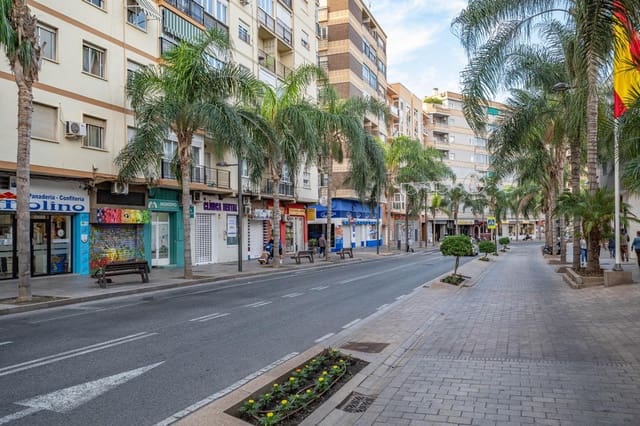 4 soverom Leilighet til salgs i Motril med garasje - € 250 000 (Ref: 9379223)