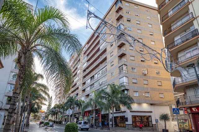 4 soverom Leilighet til salgs i Motril med garasje - € 250 000 (Ref: 9379223)