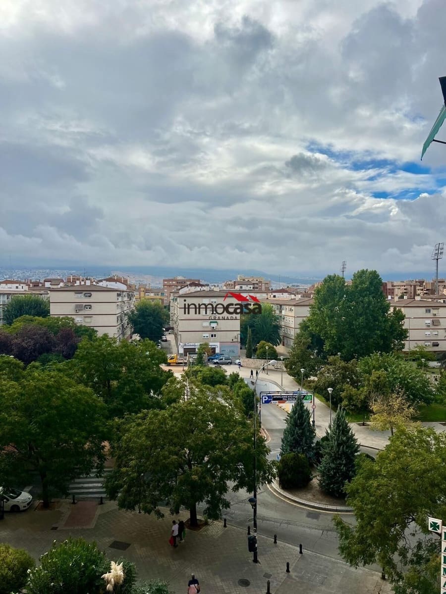 3 sypialnia Mieszkanie do wynajęcia w Miasto Grenada - 800 € (Ref: 9379225)