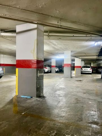 Garage til salg i Granada by - € 20.000 (Ref: 9379226)