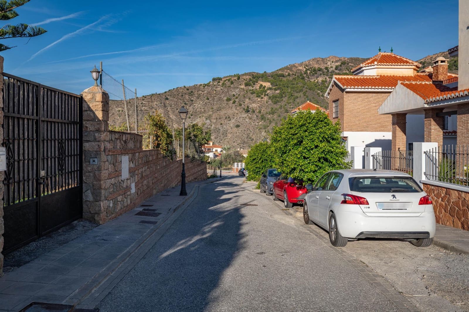 Building Plot for sale in Velez de Benaudalla - € 85,000 (Ref: 9388068)