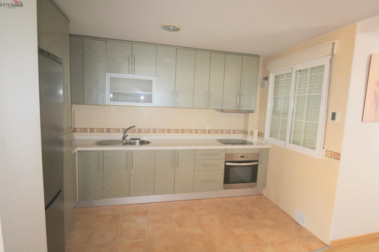 Appartement de 2 chambres à louer à Armilla - 600 € (Ref: 9391056)