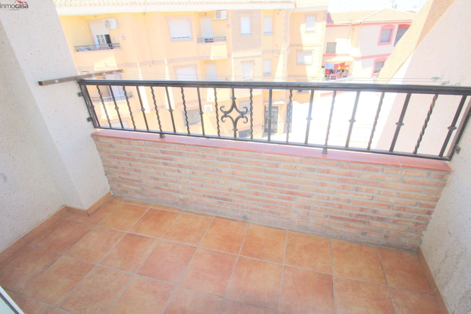 Appartement de 2 chambres à louer à Armilla - 600 € (Ref: 9391056)